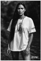 "Bug" Unisex Bio - T-Shirt mit Rippkragen - rmnsz.store