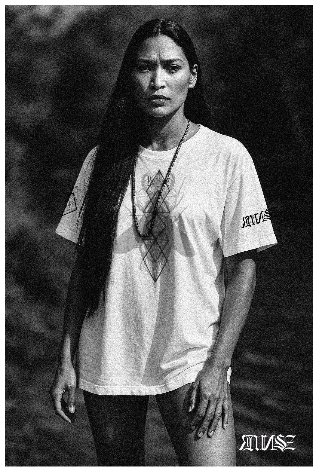 "Bug" Unisex Bio - T-Shirt mit Rippkragen - rmnsz.store