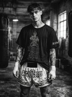 "Muay Thai" Unisex Bio - T-Shirt mit Rippkragen - rmnsz.store
