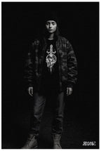 "Sang froid" Unisex Bio - T-Shirt mit Rippkragen - rmnsz.store